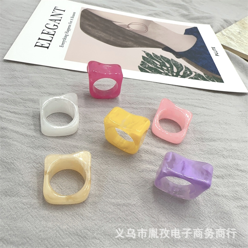 Amazon transfronteriza nuevo patrón de nube floreciente Arco Iris geométrico anillo de resina estilo simple anillo de personalidad femenina