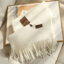 奶白围巾防羊绒2025秋冬韩系披肩两用二合一保暖百搭加厚情侣围脖