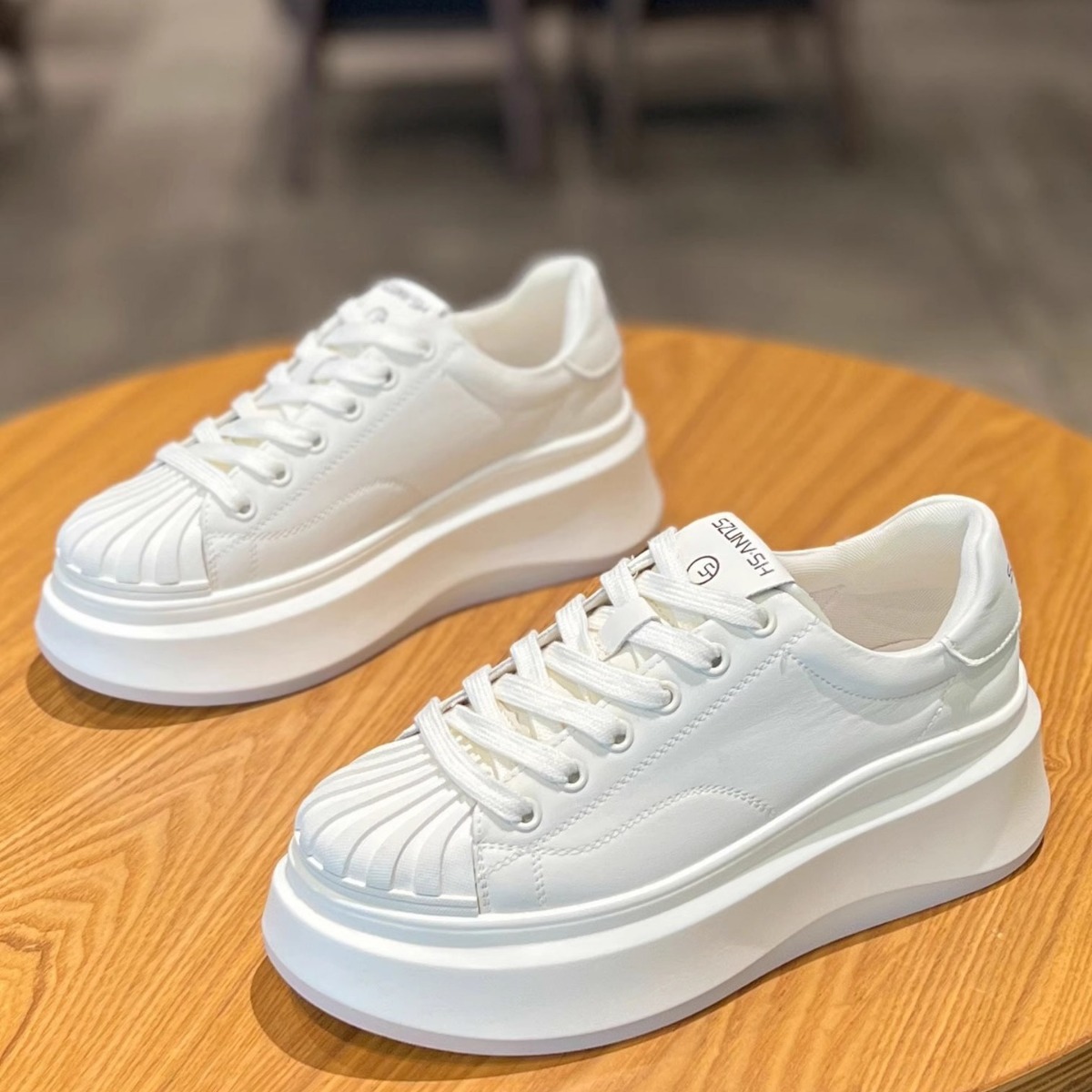 Women's Casual Leather Sneakers With Thick Sole And Shell Toe_voghion.com