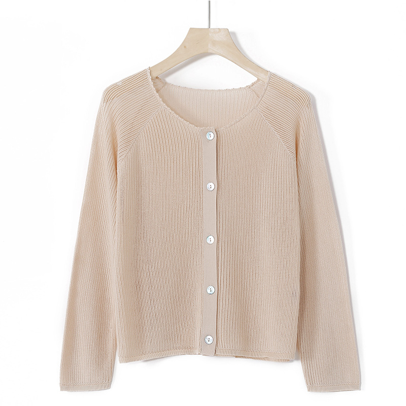 Long-sleeve with a round collar