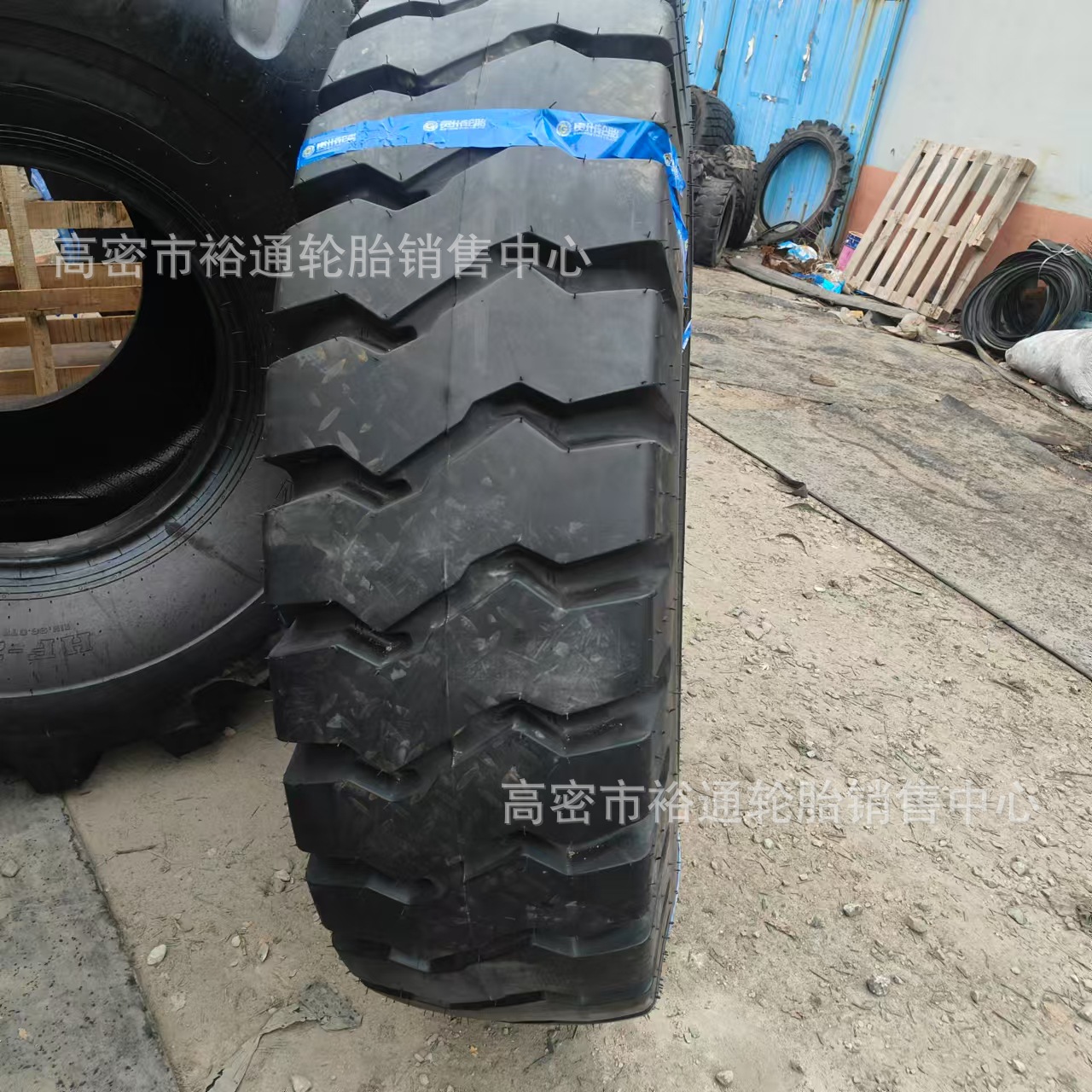 工程机械港口矿山宽体轮胎16.00-25 装载机铲车胎1600-25 E-3波浪