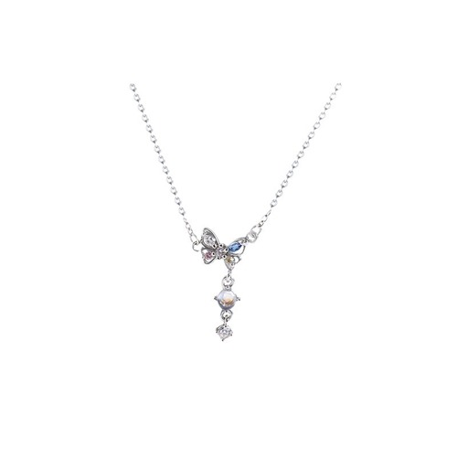 Korean-style ethereal crystal diamond butterfly necklace for women—sophisticated, niche, sweet, with moonstone accents and a trendy fringed design that’s Instagram-worthy.