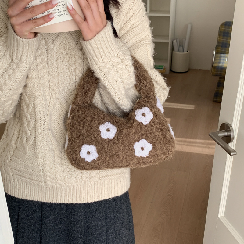 Stuffed Flower Embroidered Shoulder Bag Autumn and Winter Sweet Niche Plush Bag Literary Forest Tote Bag Korean Style Tote Bag