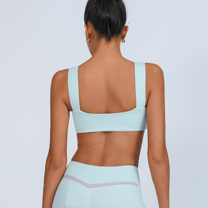Chaleco de yoga color de contraste para mujer con almohadillas para el pecho, blusa deportiva, hebilla de alta calidad desnuda, correa ancha para el hombro, sujetador de fitness envuelto en el pecho para mujer