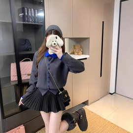 日韩系拼色扣翻领爱心刺绣针织开衫女秋冬洋气内百搭叠穿毛衣外套