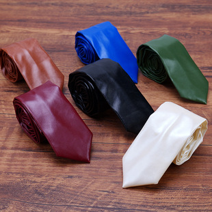 ��ɫ��ɫPUƤ�|�I��Ů�͹ż�ɫ�ִ�խ�悀�ԕr����Ʀ��