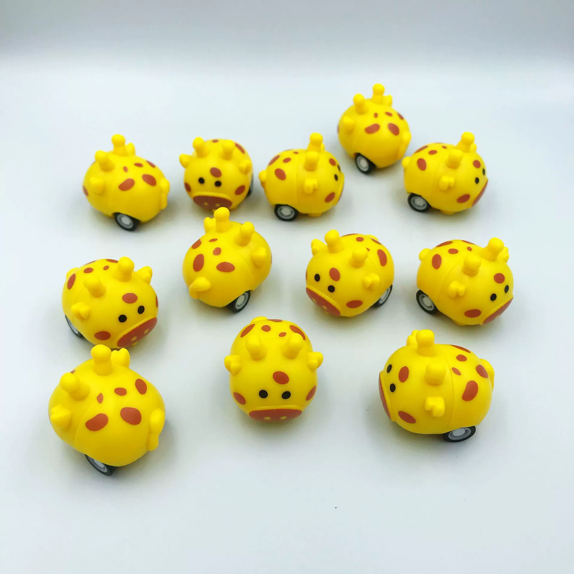 Детские игрушки тянуть назад Животное Жираф новый продукт тянуть назад автомобиль подарок игрушка мини мультфильм детский сад подарок