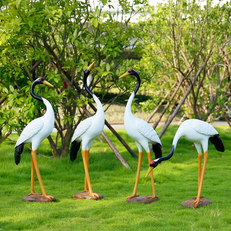 FRP имитация сказочного журавля с красной короной скульптура украшение садовый двор скалолазный бассейн садовый пейзаж животных украшения