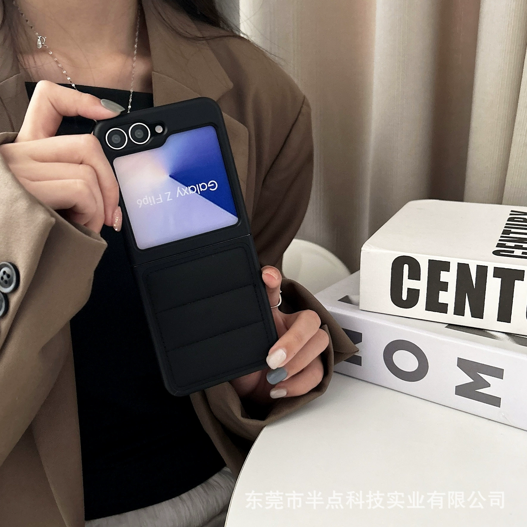 Samsung, ( торговля), пуховик, чехол для телефона, мобильный телефон, защитный кейс