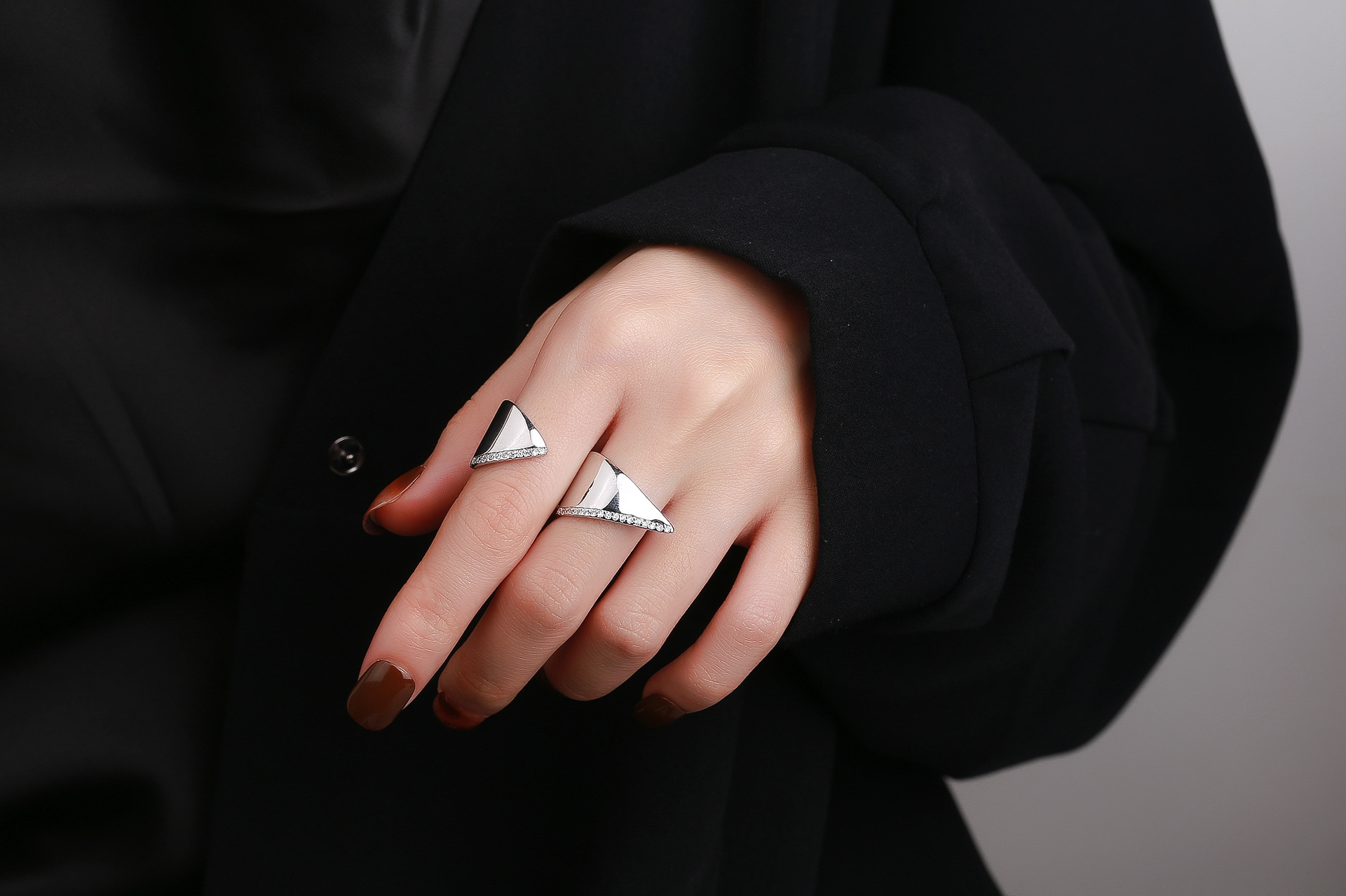 Retro Geometric Copper Inlay Zircon Rings