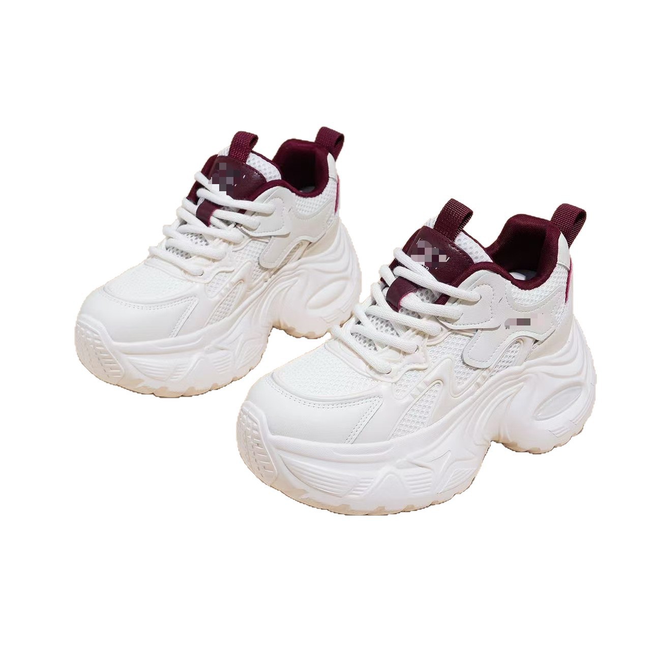 Zapatos de padre de alto nivel con base gruesa para mujeres 2026 verano nuevos zapatos deportivos de altura pequeña zapatos casuales de mujer