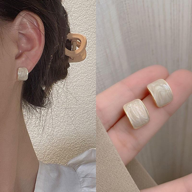 925銀針イヤリング高品質高級感ピアス女性フランス式小衆耳飾品名媛気質卸売り|undefined