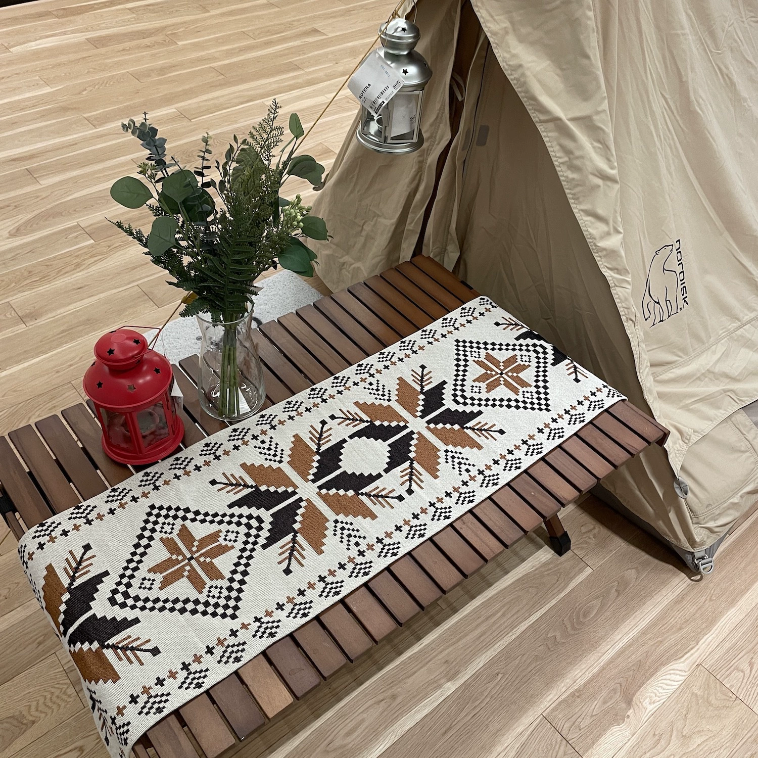 Скатерть для стола тканевая (апельсиновый клен) 35×150 см, походно-отдыхующая складная скатерть