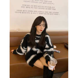 仿水貂绒毛衣女秋冬季设计感日系复古慵懒风条纹针织衫外穿上衣厚