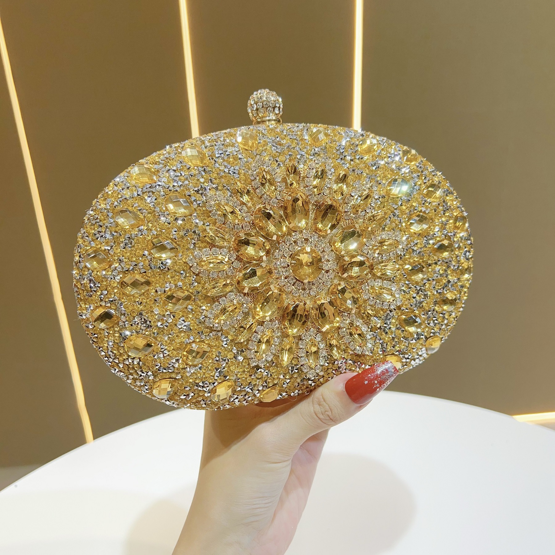 Diamond Sunflower vestido bolso de banquete de lujo celebrity temperamento universal diamantes inclinados bolso pequeño lleno de diamantes