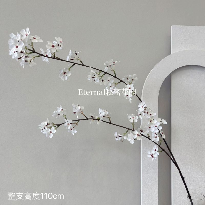 造花、ベゴニア、ローズ、暗号化された秋のライラック、クロス、桜、オーキッド、フラワーアレンジメント、ラインフラワー、蘭、ウェディングホール|undefined