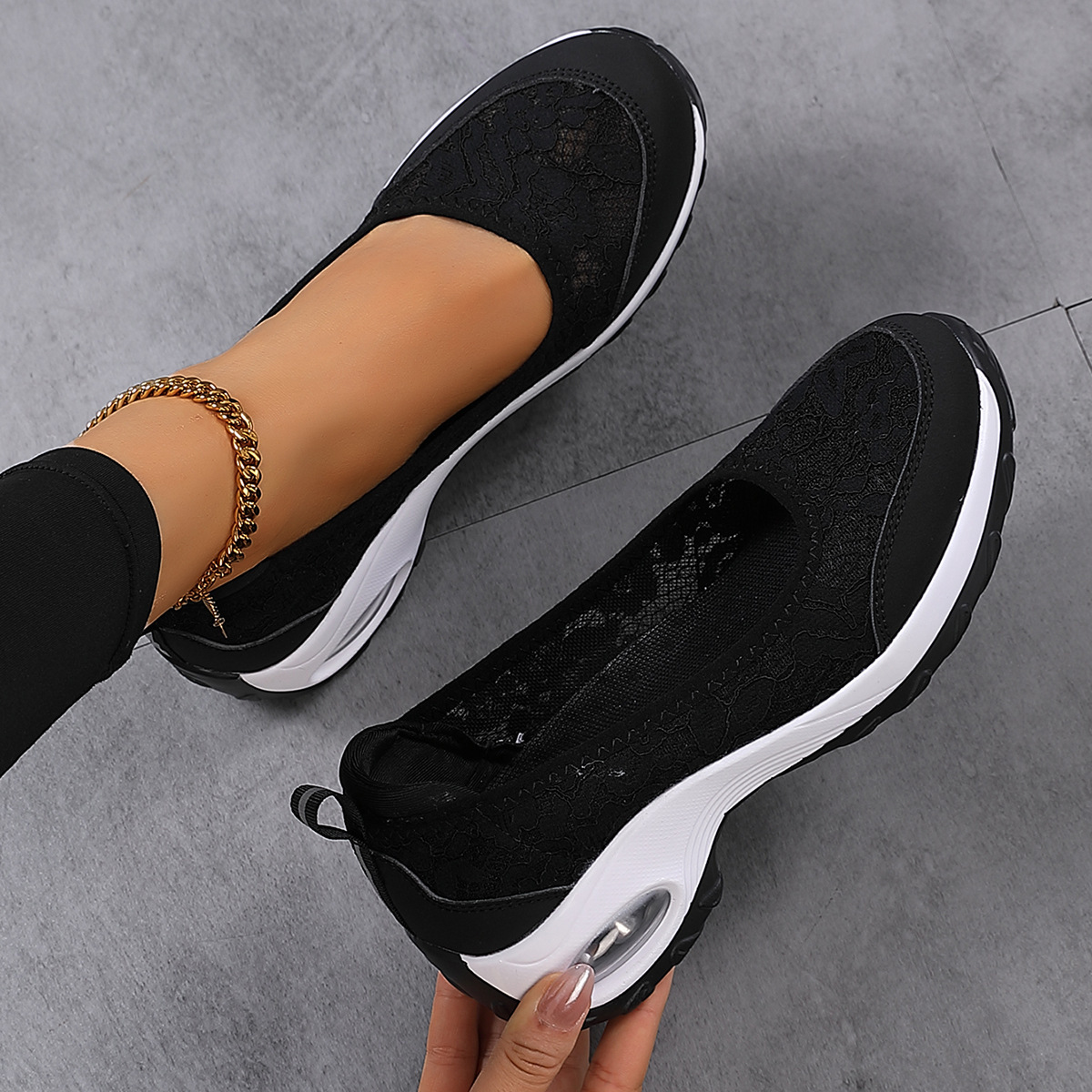 2024 cross-border plus size women's shoes shake shoes summer lace women's shoes shake shoes sports mesh sponge gauze shoes