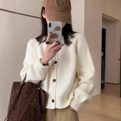 韩系温柔软糯圆领100羊毛开衫女装秋冬新款宽松慵懒羊绒衣外套