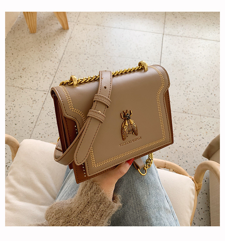 Borsa a tracolla retro con catena e decorazione ape donna_voghion.com