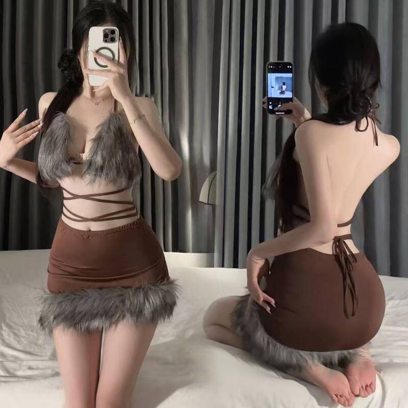 Qiaoduo Pure Desire Sexy Lingerie Sexy Hot Girl Low-Cut Spliced Furry Design Slim Backless Short Style Slimming Hip Covering Qiaoduo Pure Desire Sexy Lingerie Sexy Hot Girl Low-Cut Spliced Furry Design Slim Backless Short Style Slimming Hip Covering