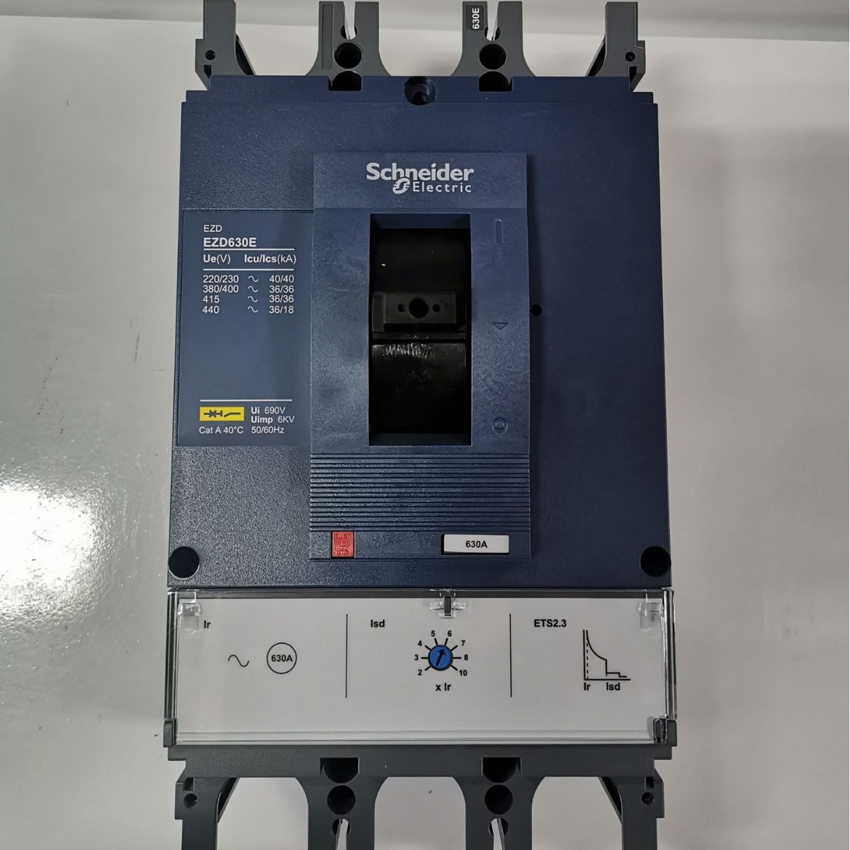 EZD630E3630K 塑壳断路器 电路保护装置   全新  议价