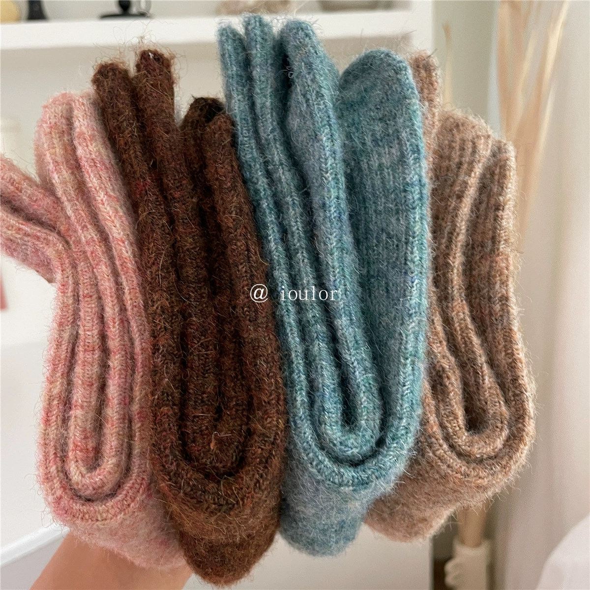 IOULOR Demi-season cashmere Japanese thin woolen knee socks, increased thickness, mid-length, Korean style