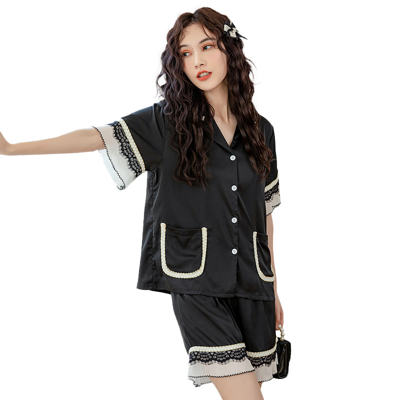 Nuevos pijamas de seda de hielo de alta gama para mujer, traje de solapa fina de manga corta con empalme de encaje de verano, ropa de moda para el hogar