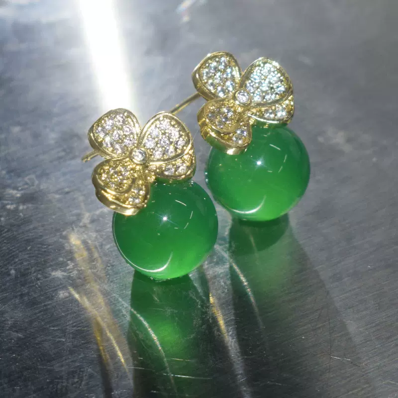 天然绿玉髓精致气质珍珠耳钉坠三叶草通勤百搭耳钉坠工厂供货批发