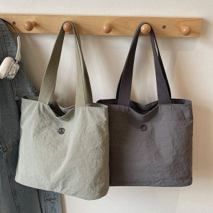 ����Ů2026�¿������ϰ�������С����Ů�ٴ�r���������������