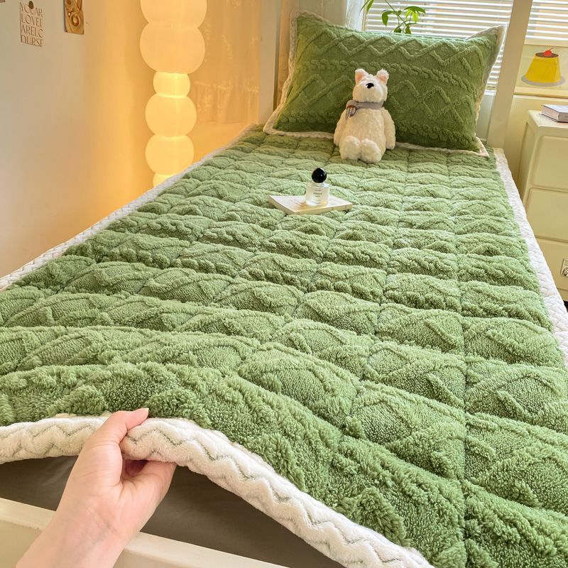 Winter Thickeneded Milk Velvet Mattress Bottom Student Dormitory Single Soft Mattress Plus Velvet Bed Sheets Bed Cover Blanket