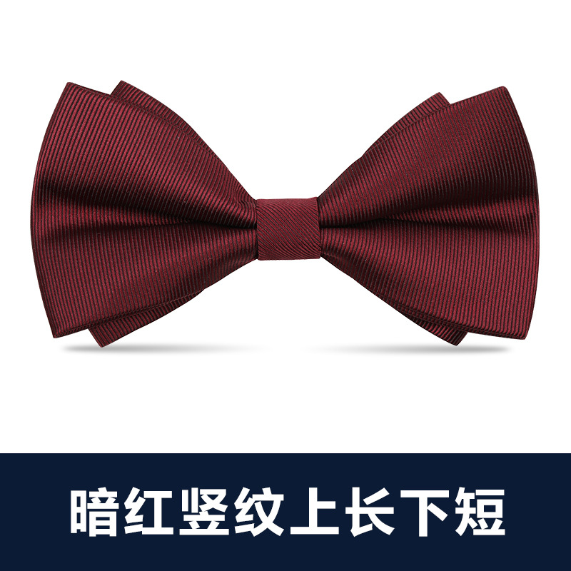 ↬↬↬짙은 빨간색 세로 줄무늬 탑과 길고 짧은 하의 타이