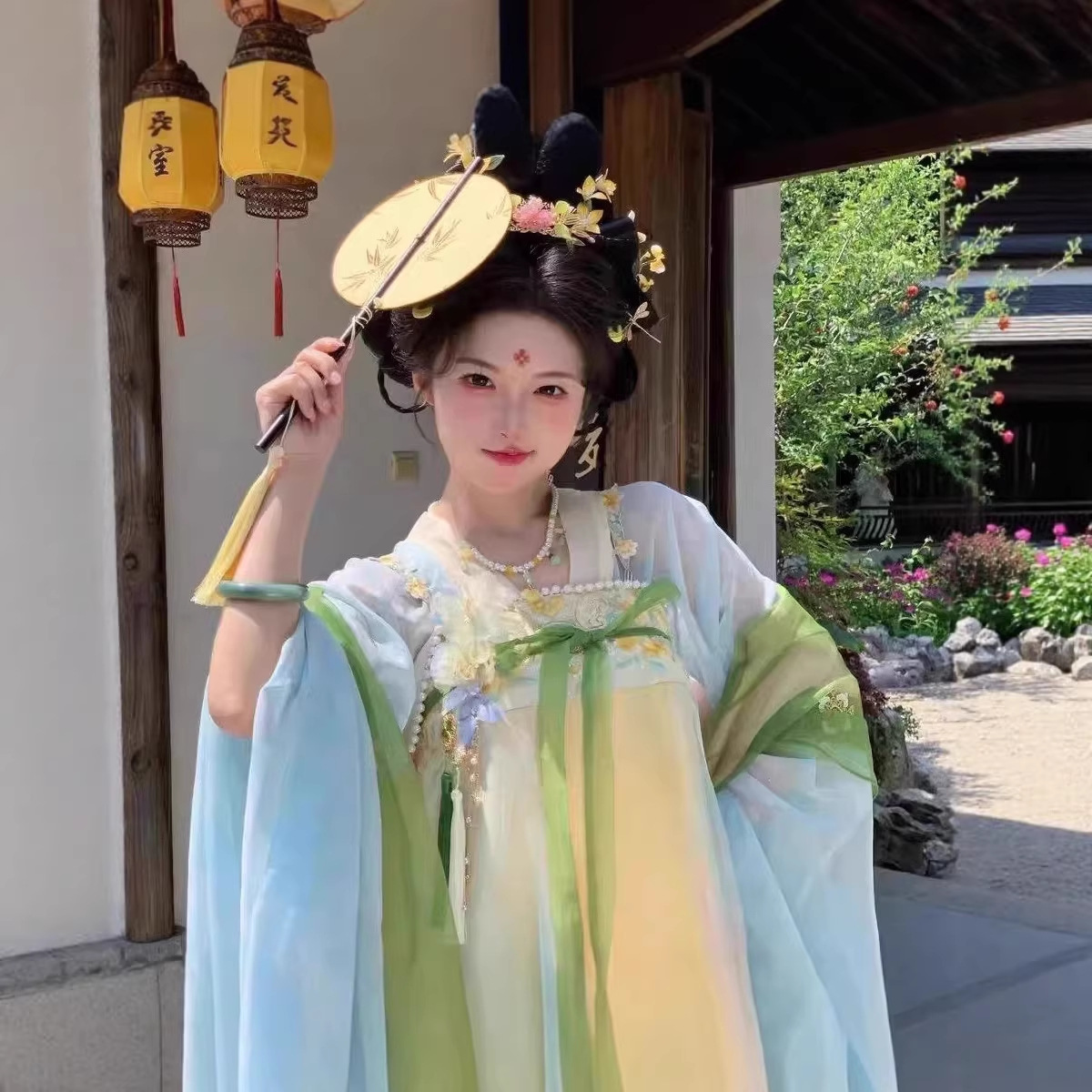 唐制汉服成人迎春刺绣一片齐胸破裙日常飘逸国风超仙对襟春夏套装