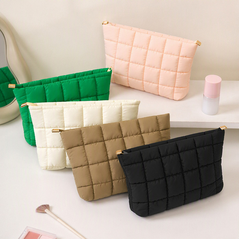 Runhui Cross-Border Quilted Bubble Grid Clutch Storage Bag, Fashionable Pleated Makeup Bag, Simple Makeup Bag with Large Capacity