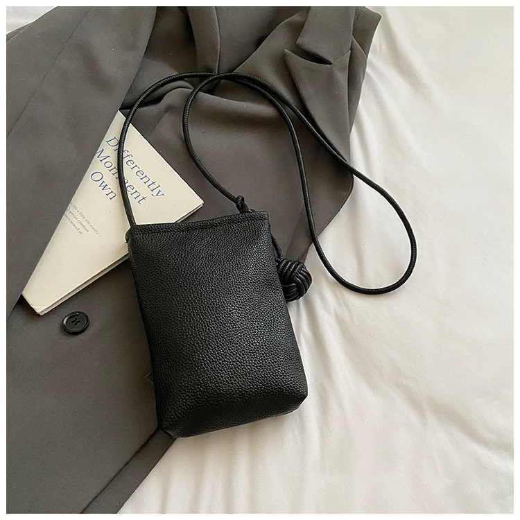Bolso de teléfono móvil compacto y simple de moda macarón 2026 alto valor de verano nuevo estilo extranjero bolso de hombro de mujer mochila