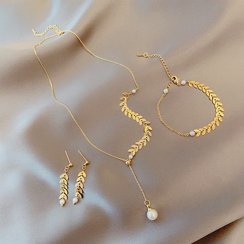 Three-piece niche design wheat ear pearl necklace, earrings, bracelet set, cold style simple internet celebrity jewelry