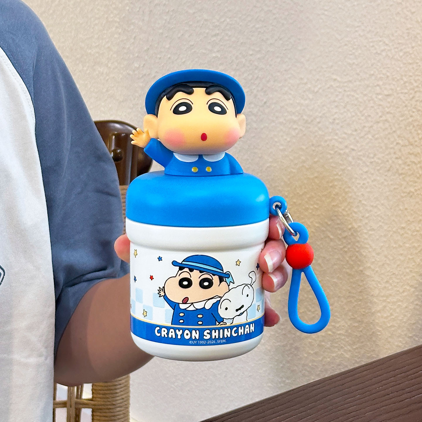 Crayón pequeño nuevo mini taza de agua para niños niñas de alto valor facial hermosa taza de agua portátil compacta nueva taza de estudiantes