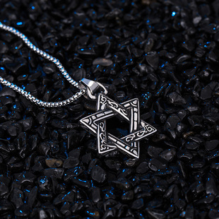 ��â�ǵ�������ʿ�朳�����ɫ�W���r�������L���|С���Ʒ�ٴ�