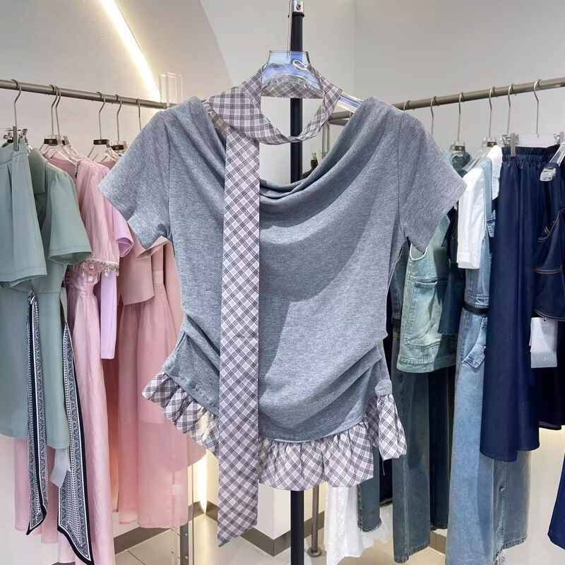 Sweet and Spicy Style Plaid Ribbon One-Shoulder Short-Sleeve T-Shirt Top, Slimming, Fashionable and Stylish Patchwork Blouse