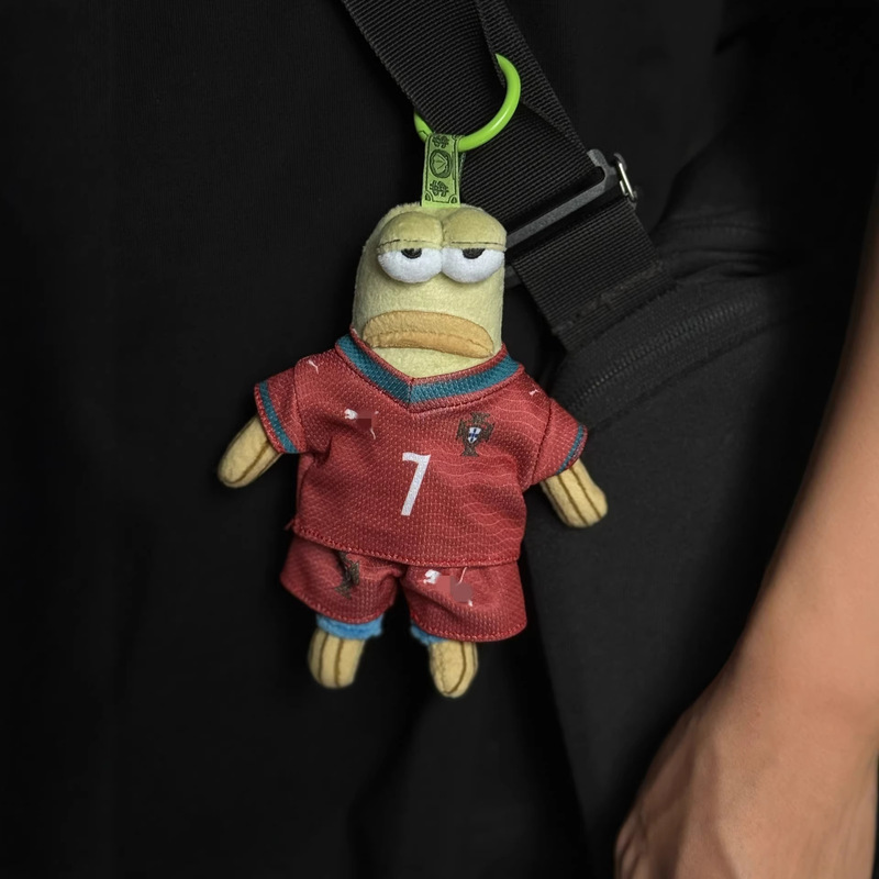 Only the Clothes for the Residents of Bikini Bottom Are Available, Including the Fun Ugly Fish Trendy Toy Worker Fish 15-17cm, and the Trendy Toy Outfit Set