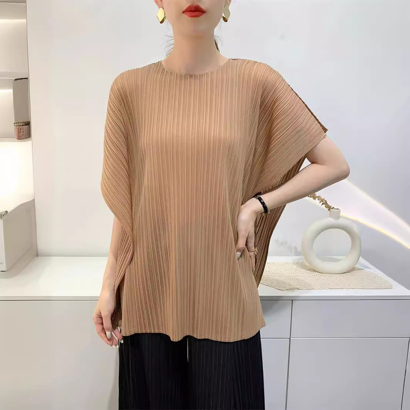 2024 Summer Pleated Top Women's Comfortable Casual Split Loose T-shirt Round Neck Short Sleeve Foreign Trade Southeast Asian Niche
