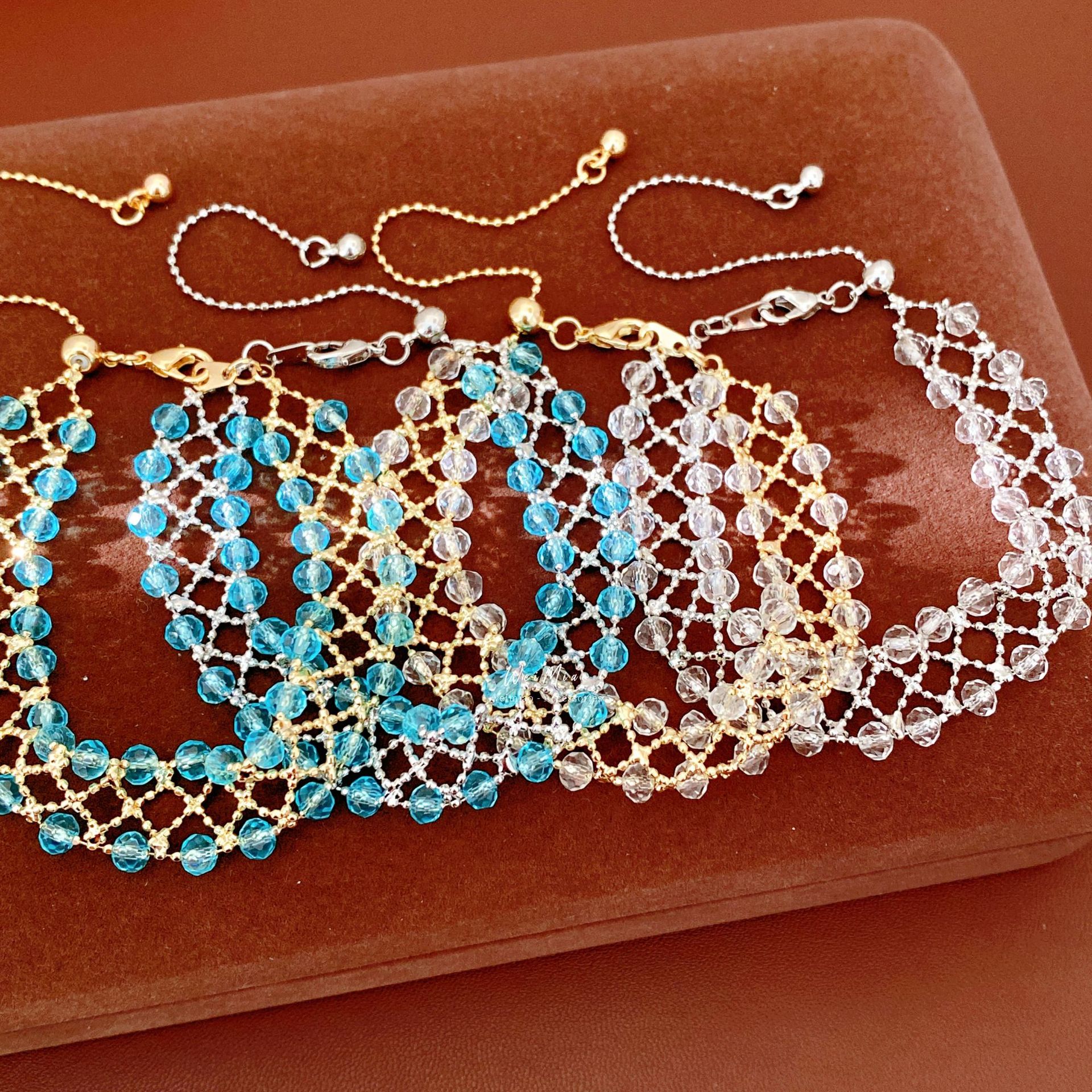 Pulseras de cuentas de vidrio redondas, pulseras de lujo ligeras, pulseras de alto nivel, pulseras pequeñas y frescas, joyas de moda versátiles.