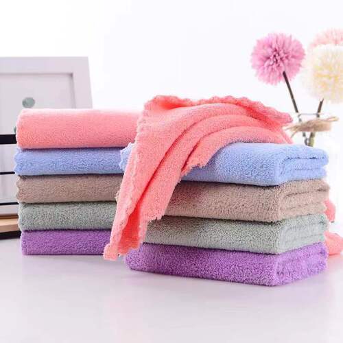 Wholesale Plain Color Square Scarf Kindergarten Face Wiping Hand Towel Children Absorbent Quick Dry Edge Embellishment Welfare Teddy Bear Gift