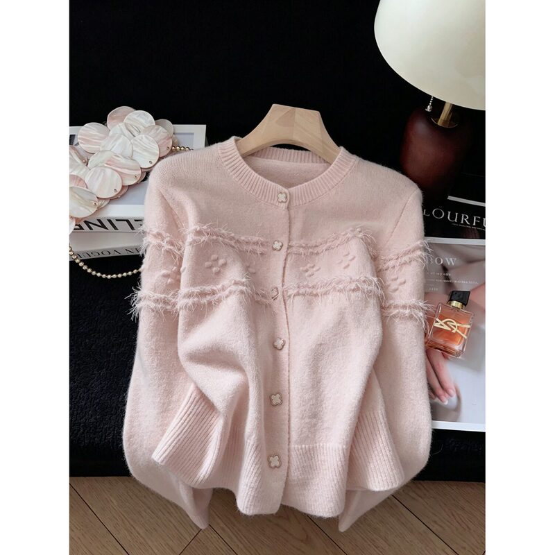 Chanel-style three-dimensional jacquard sweater cardigan for women, new spring, autumn, winter model, round neck, regular shoulder, knitted top, Korean style Chanel-style three-dimensional jacquard sweater cardigan for women, new spring, autumn, winter model, round neck, regular shoulder, knitted top, Korean style