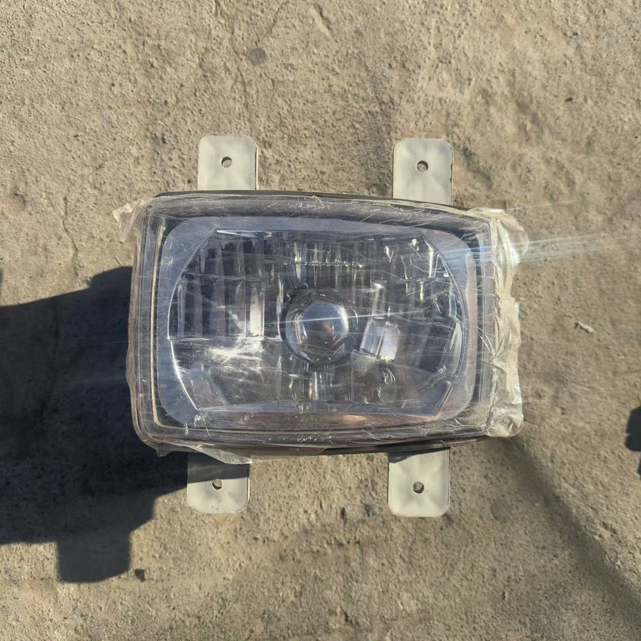 北京弗雷森拖拉机配件 弗雷森拖拉机 大灯 大灯总成