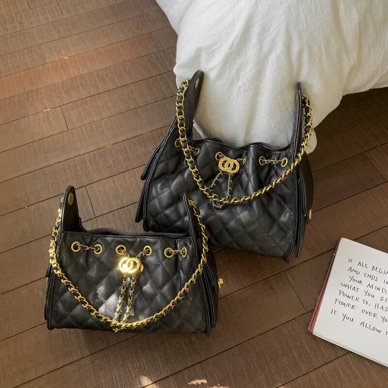 2025 New Fashion Large-Capacity Cross-Body Bag Single Shoulder Armpit Chain Texture Retro Pure Color Embroidery Small Bag for Women