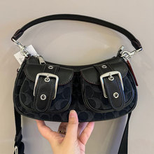 ޢ��2025�¿�Ů��Ashton�͹�Ҹ�°��ϻ������C܇���μ�б���