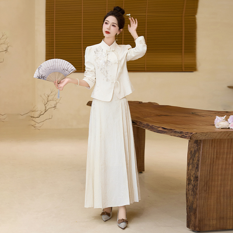 新中式显瘦改良式旗袍裙套装2024春新款气质别致国风马面裙两件套