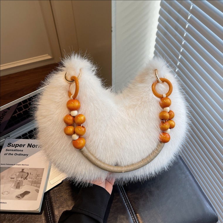 2025 otoño y invierno nuevo bolso de madera de perlas bolso de pelusa bolso inferior de alta calidad de la moda dulce lindo bolso de hombro