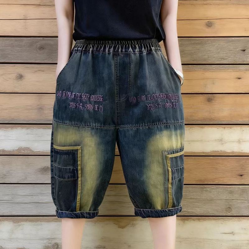 Women's Vintage Washed Denim Shorts with White Embroidery, Elastic Waist, Loose Fit, Plus Size, Fashionable and Versatile, Made of Lightweight Denim
