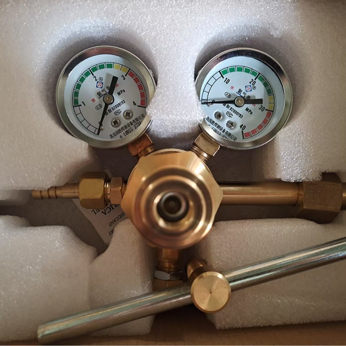 青岛国胜焊割高压氮气减压器、氧气、全铜氮气专用